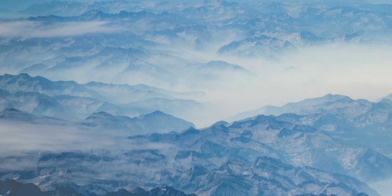 探秘湖北美容瑰宝：恩施天然植物护肤品的匠心制作与专业使用指南