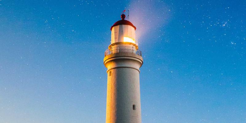 襄阳美容行业消费者行为洞察：社区店与商圈店的生存法则与选择策略